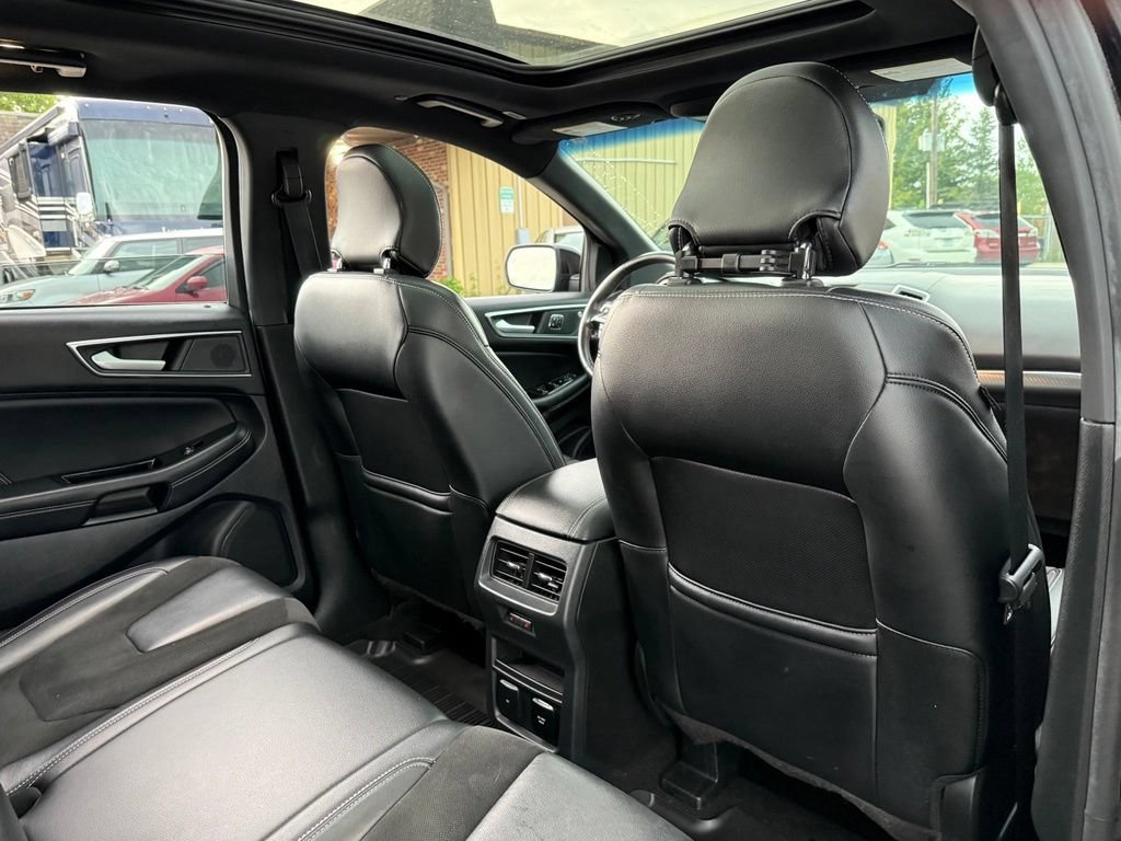 Used 2019 Ford Edge ST w/ Equipment Group 401A AWD/4WD image 22
