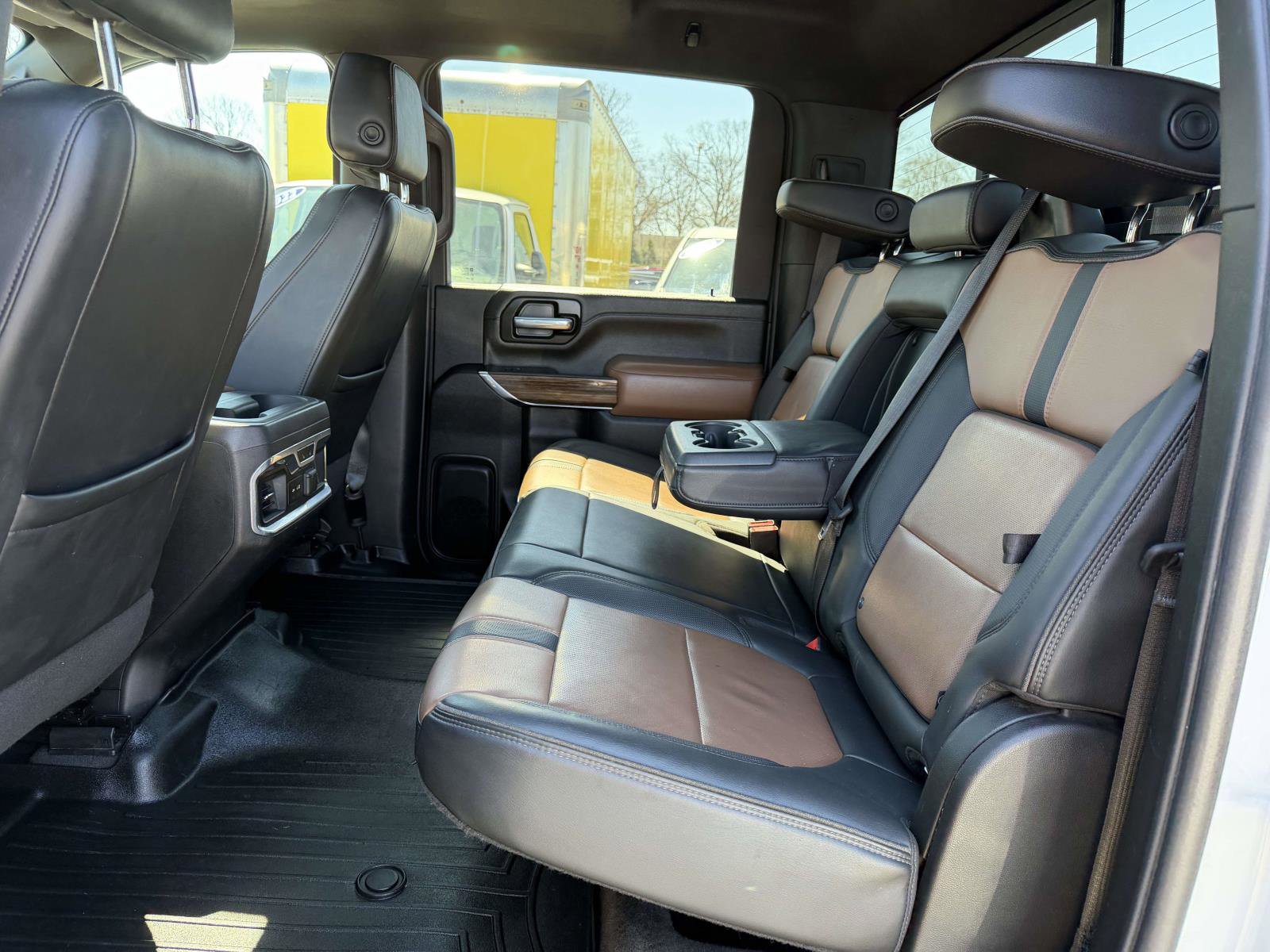 Used 2022 Chevrolet Silverado 3500 High Country w/ Safety Package II image 19