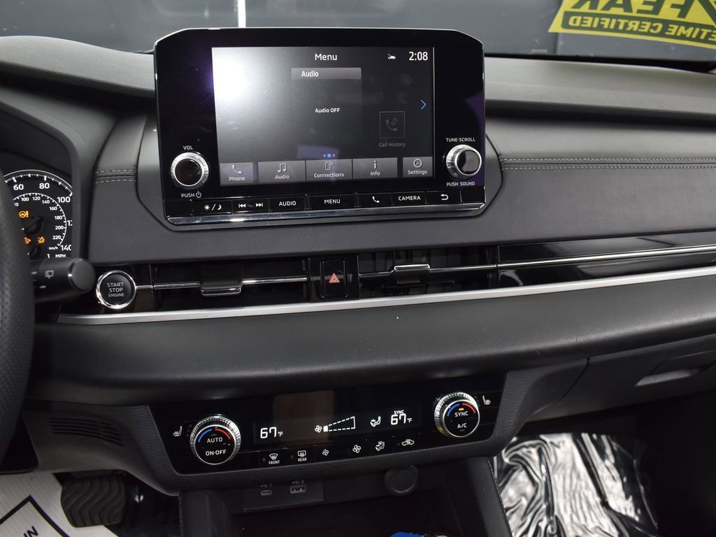 Used 2023 Mitsubishi Outlander SE image 24