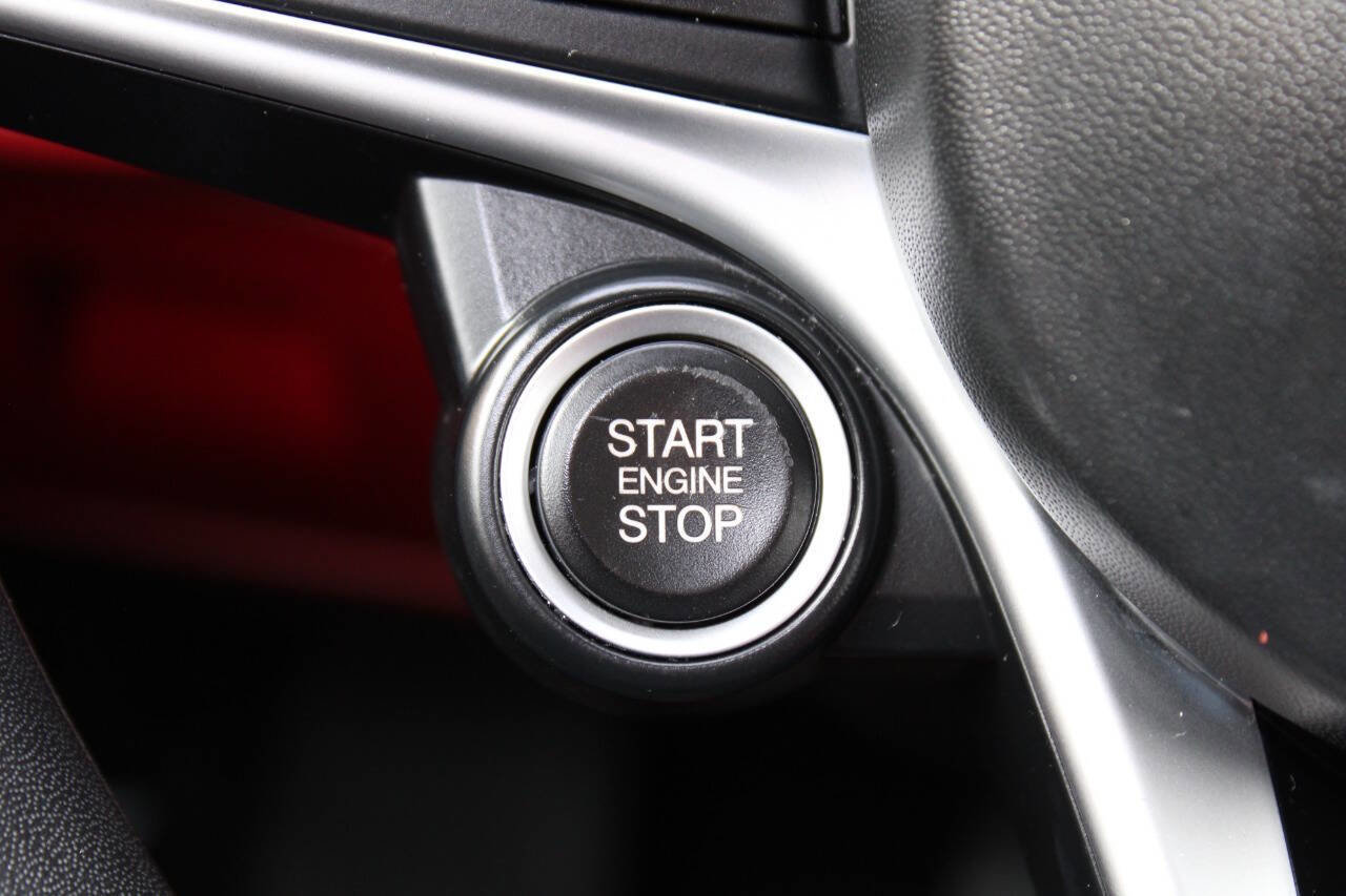 Used 2018 Alfa Romeo Stelvio Sport w/ Cold Weather Package image 27