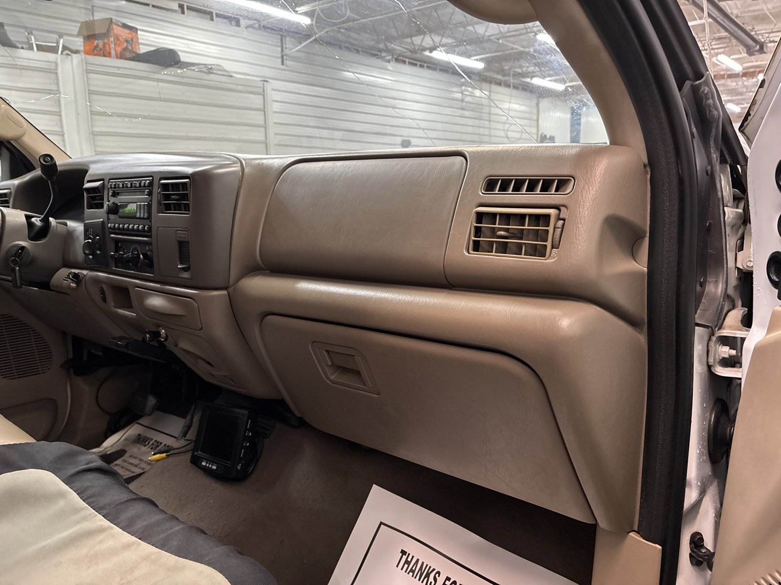 Used 2004 Ford F350 XL image 27