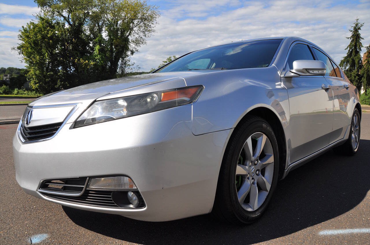 Used 2012 Acura TL w/ Technology Package FWD image 2