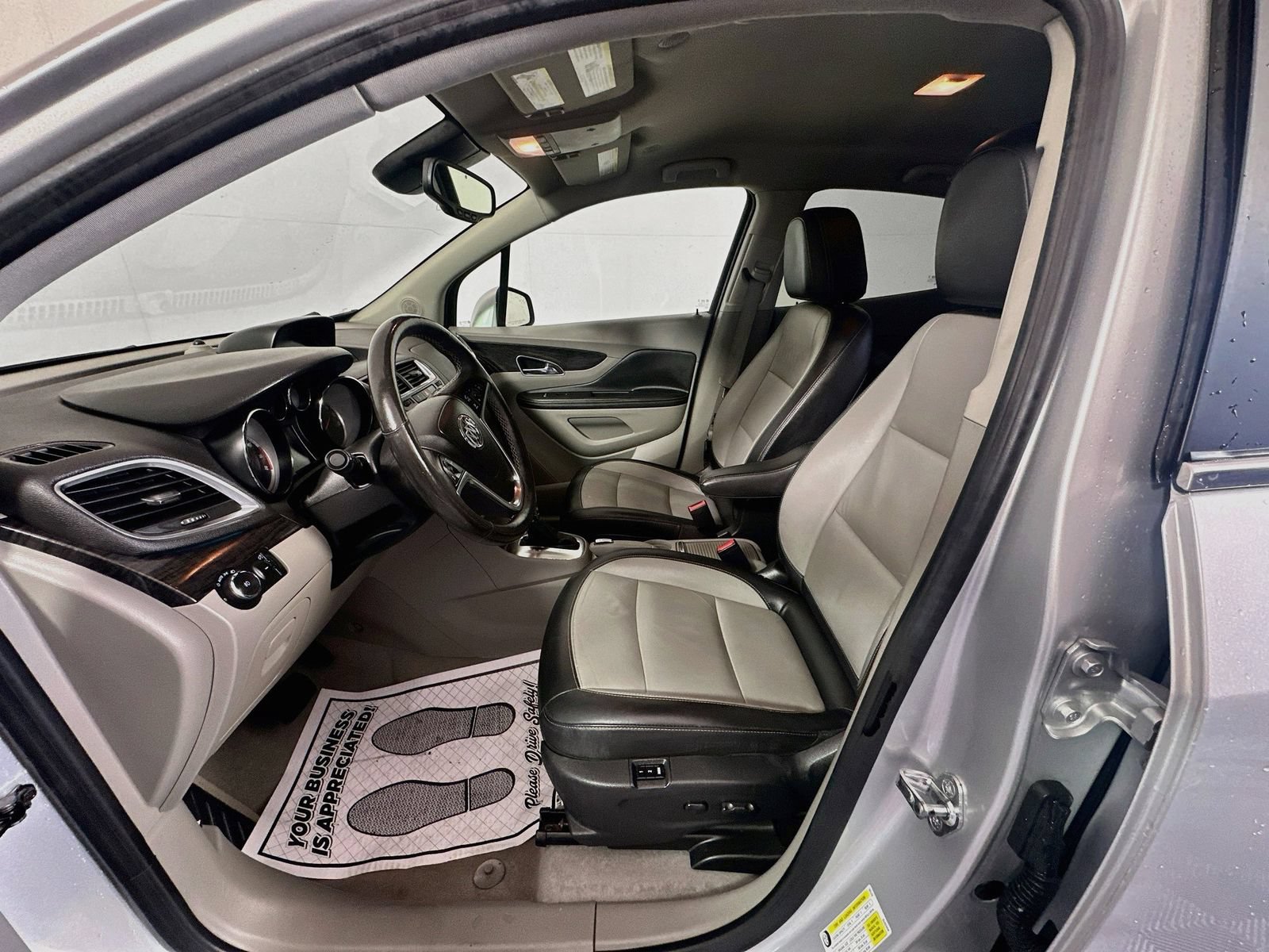 Used 2015 Buick Encore Leather FWD image 21