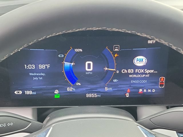 Certified 2025 Chevrolet Equinox EV LT FWD image 27
