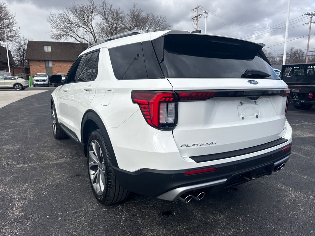 Used 2025 Ford Explorer Platinum w/ Ultimate Package AWD/4WD image 11