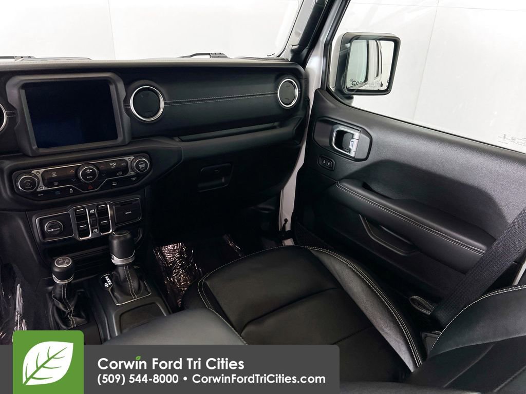Used 2022 Jeep Wrangler Unlimited Sahara image 24