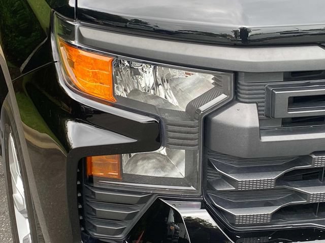 Used 2024 Chevrolet Silverado 1500 Custom RWD image 4