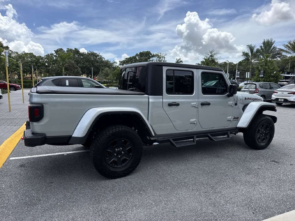 Used 2022 Jeep Gladiator Mojave w/ Trailer Tow Package AWD/4WD image 4