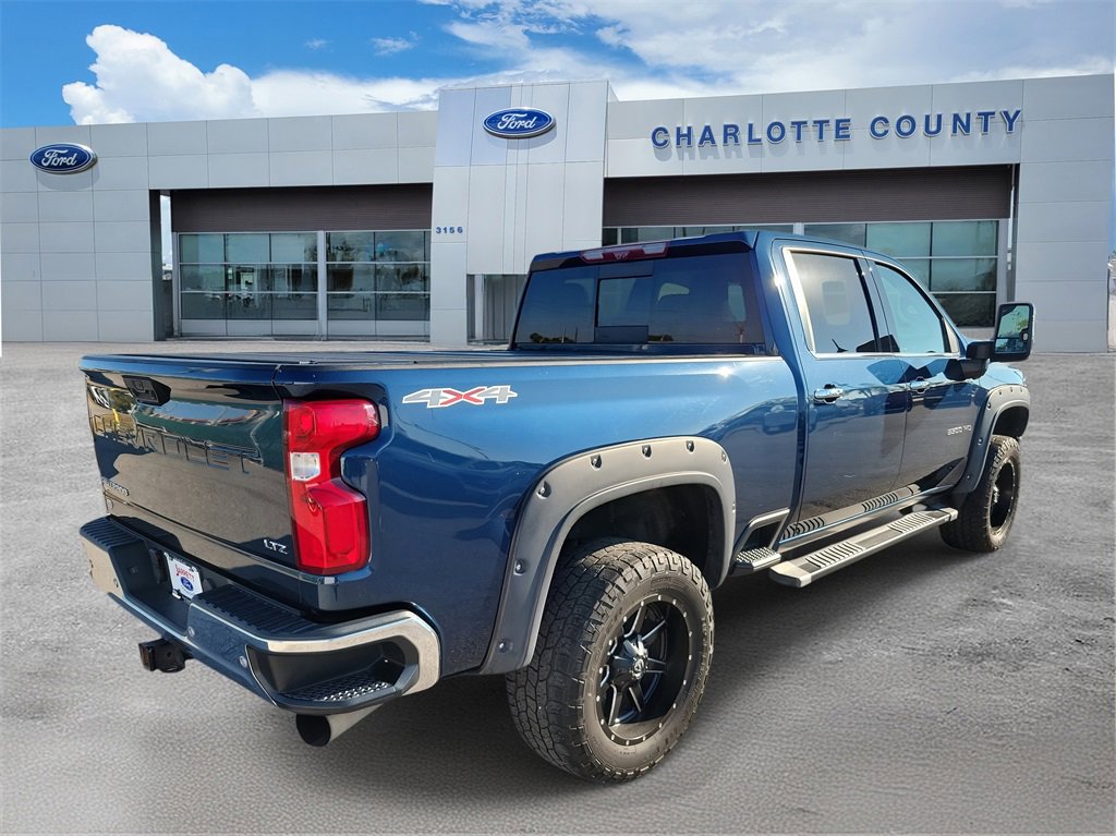 Used 2020 Chevrolet Silverado 3500 LTZ w/ LTZ Premium Package image 4