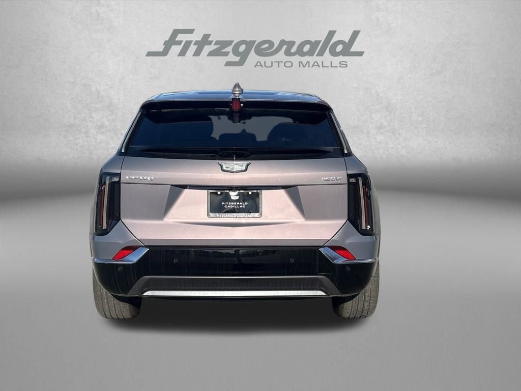 New 2026 Cadillac Optiq Luxury 2 image 6