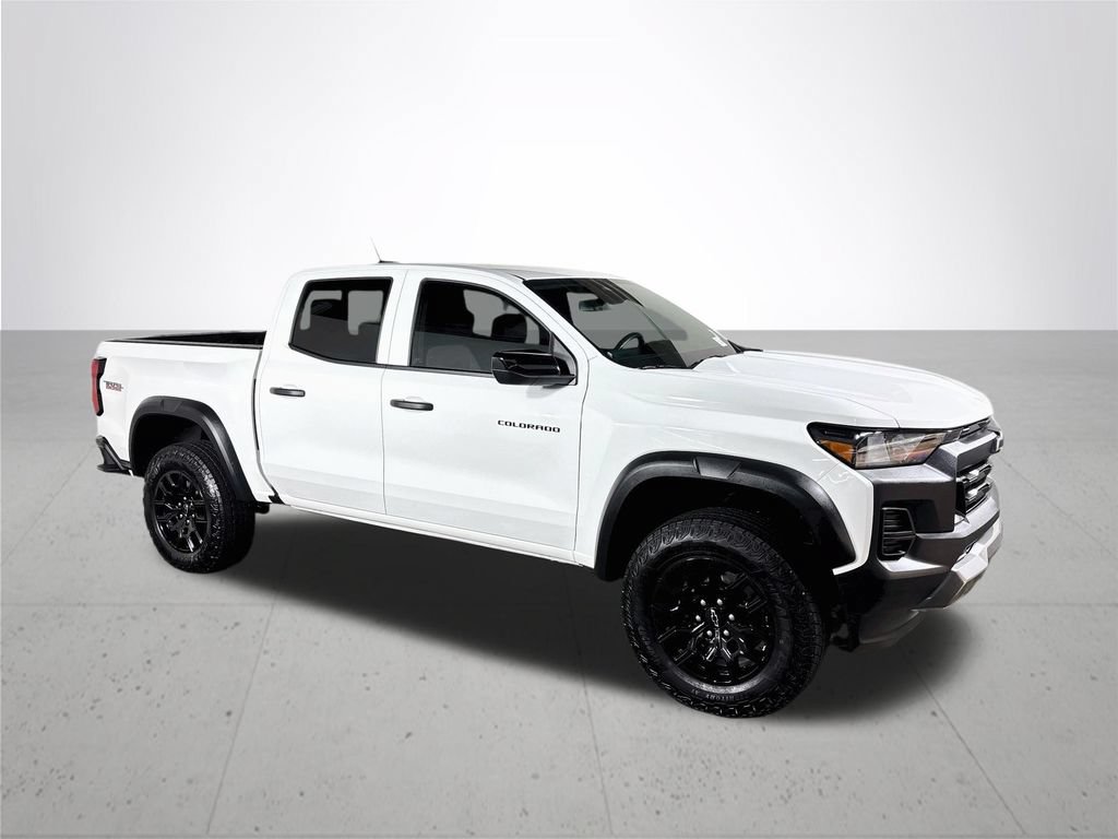 Used 2026 Chevrolet Colorado Trail Boss AWD/4WD image 4