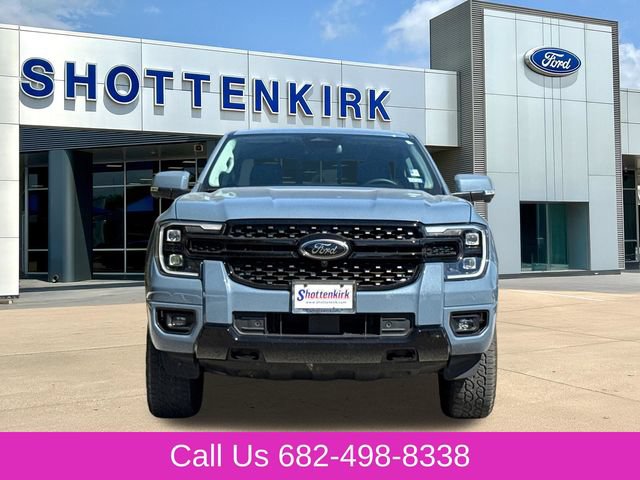 Used 2025 Ford Ranger Lariat w/ FX4 Off-Road Package AWD/4WD image 2