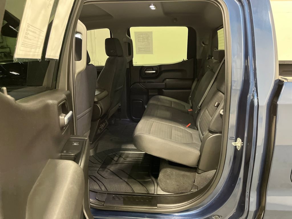 Used 2019 Chevrolet Silverado 1500 LT w/ All-Star Edition image 39