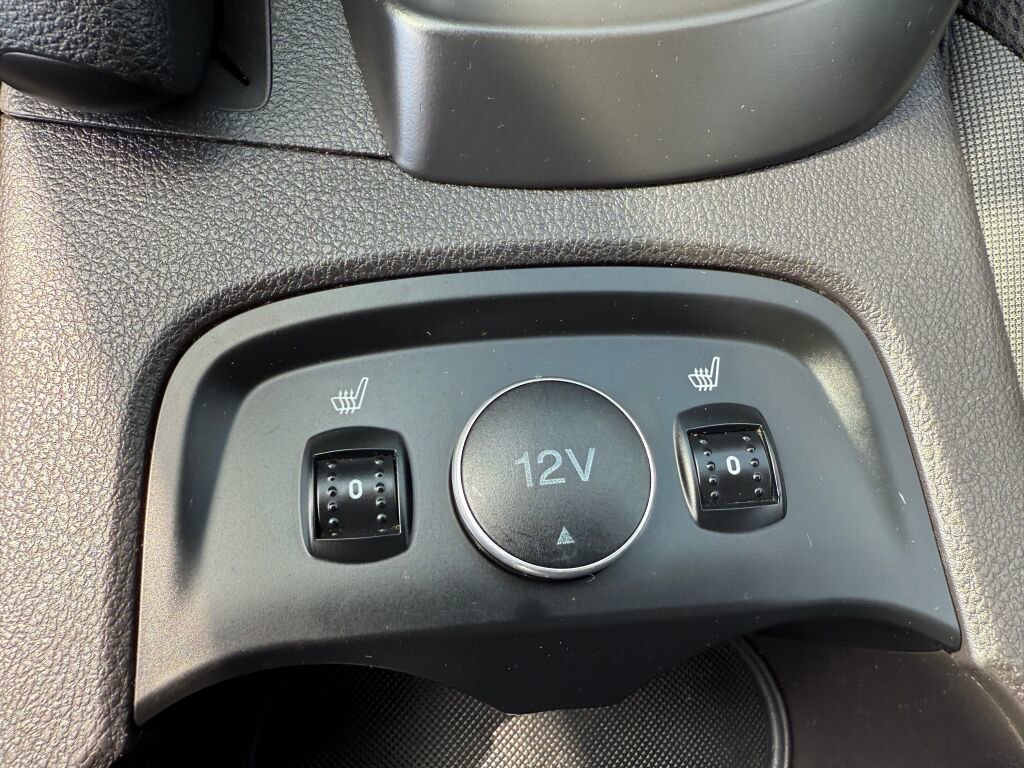 Used 2014 Ford Focus SE w/ SE Winter Package image 13