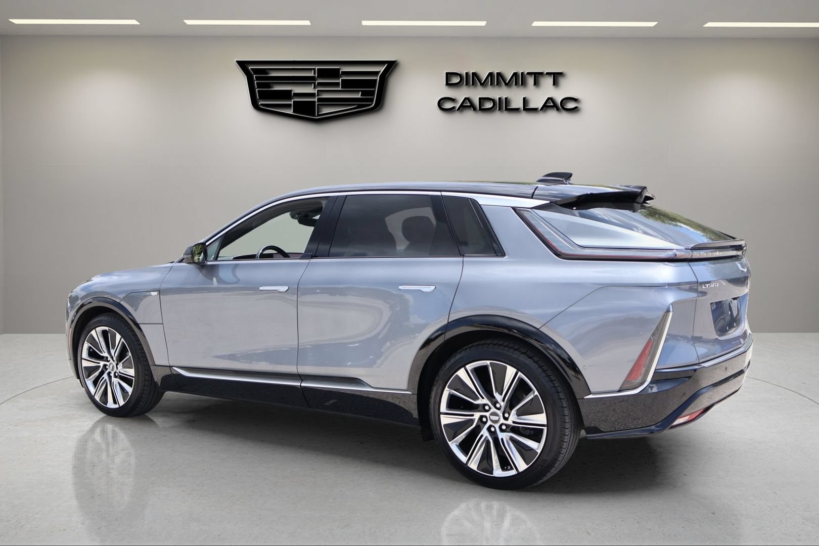 Certified 2023 Cadillac Lyriq 2WD image 7