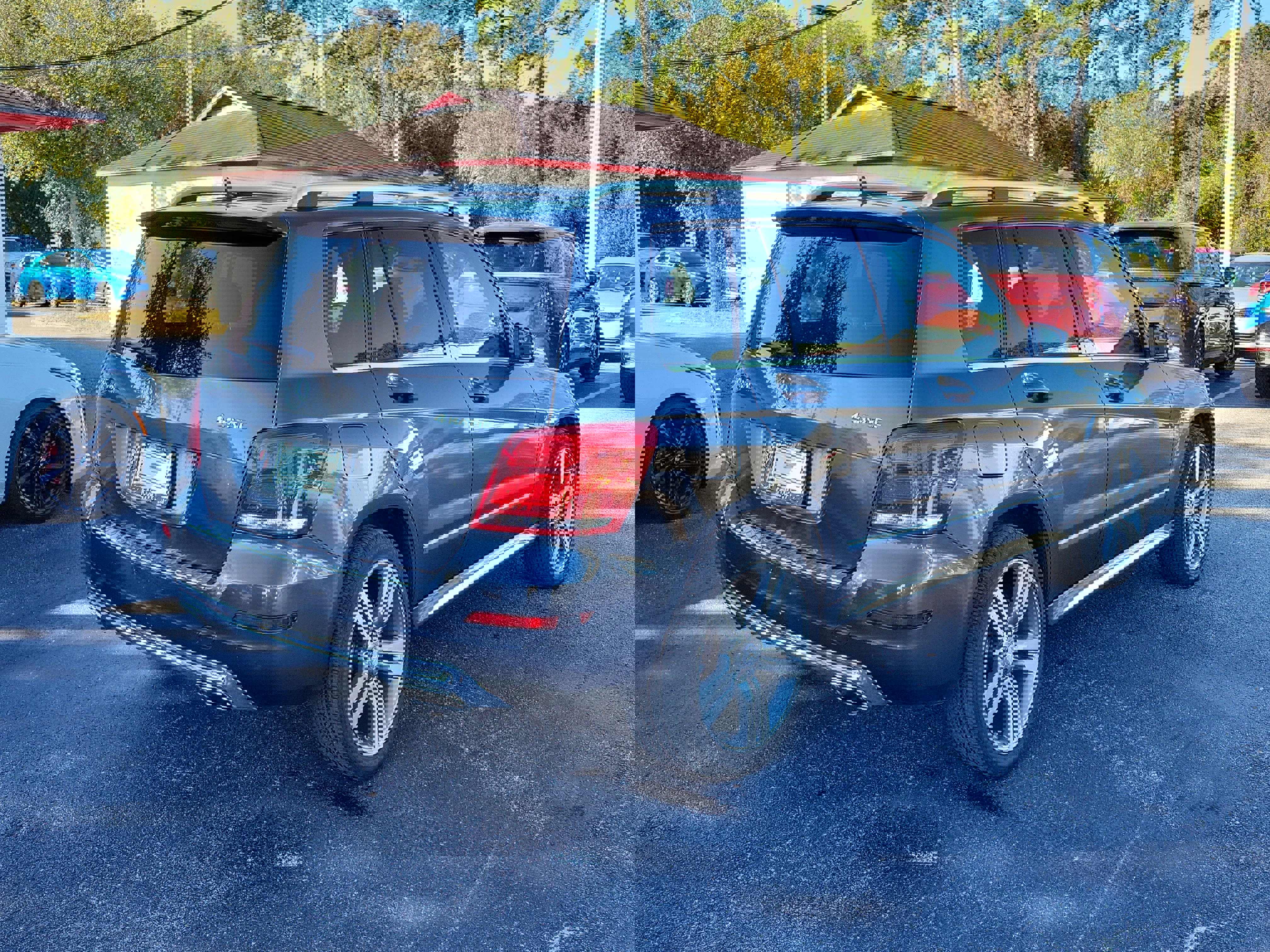 Used 2013 Mercedes-Benz GLK 350 4MATIC image 6