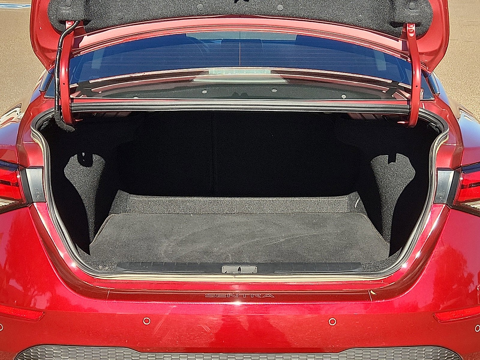 Used 2021 Nissan Sentra SR image 10