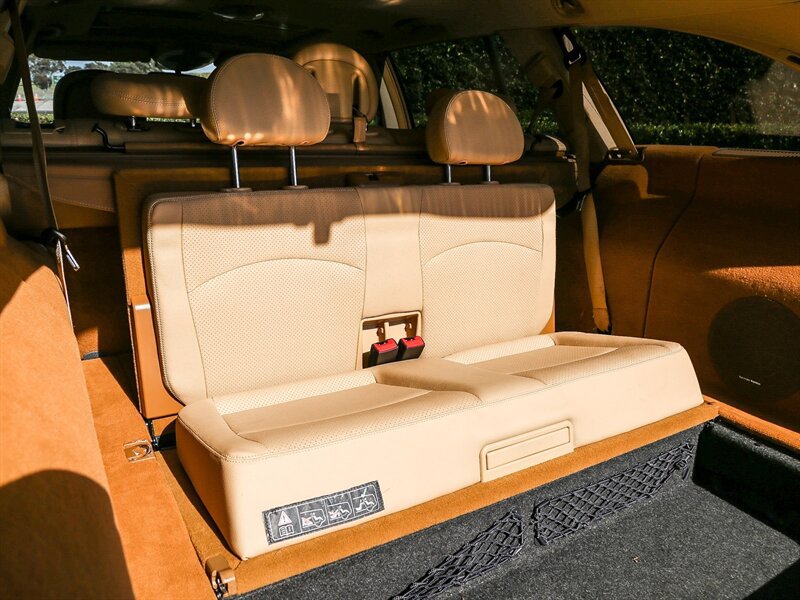 Used 2009 Mercedes-Benz E 350 4MATIC Wagon image 34