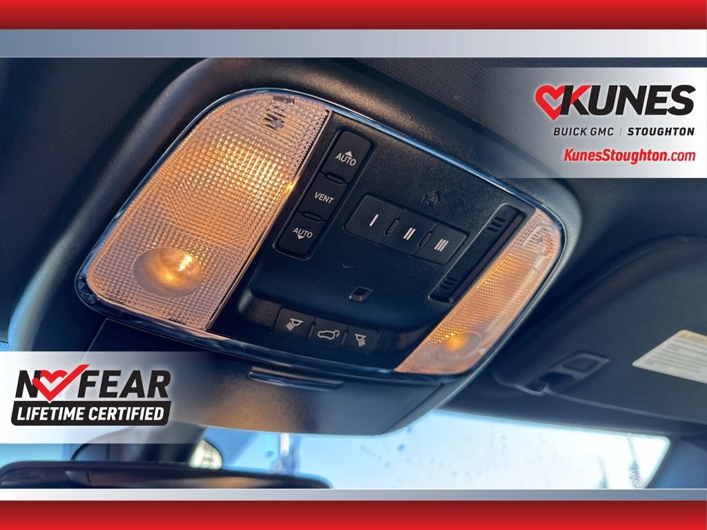 Used 2020 Dodge Durango GT image 37