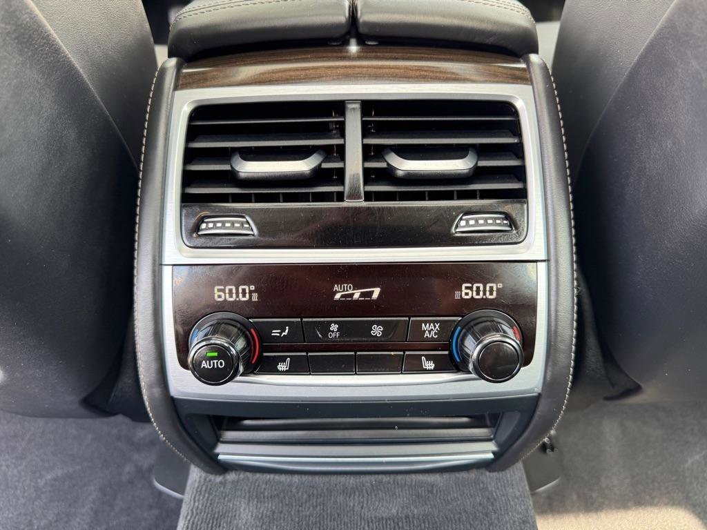 Used 2017 BMW 740i xDrive image 38