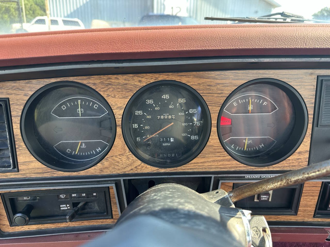 Used 1987 Dodge D/W Truck 100 RWD image 13