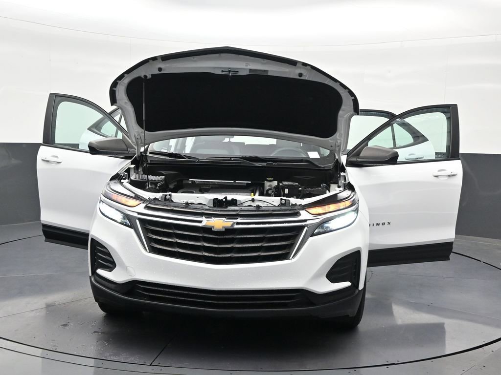 Used 2022 Chevrolet Equinox LS FWD image 36