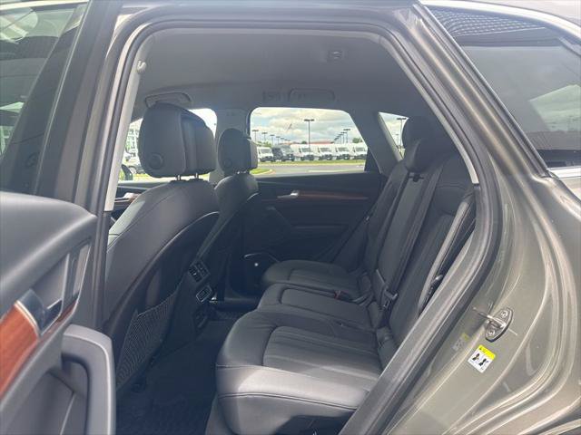 Used 2023 Audi Q5 2.0T Premium w/ Convenience Package AWD/4WD image 18