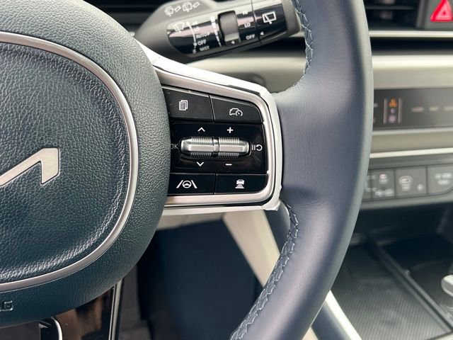 New 2026 Kia Carnival SX w/ SX Dark Edition Package image 23