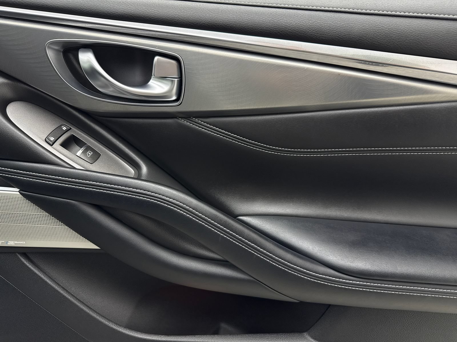 Used 2021 INFINITI Q60 3.0t Luxe w/ Cargo Package RWD image 39
