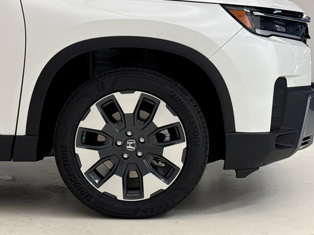 New 2026 Honda Pilot Elite image 6