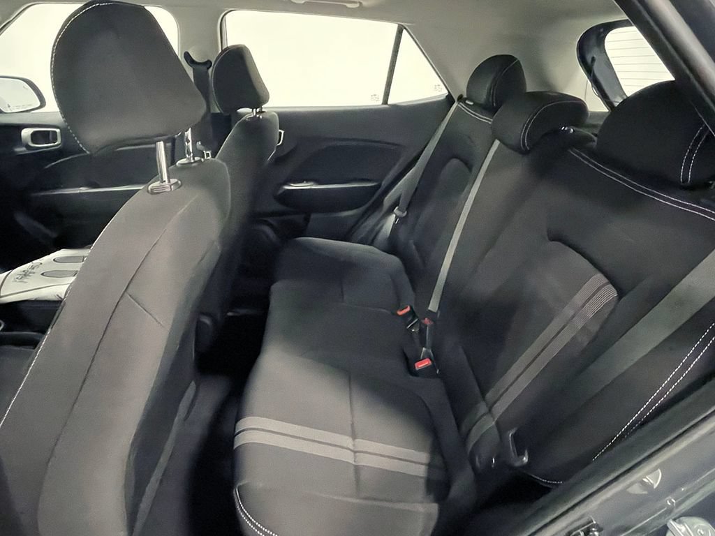 Used 2023 Hyundai Venue SEL w/ Cargo Package FWD image 14