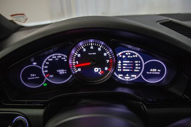 Used 2019 Porsche Cayenne S w/ Premium Plus Package image 8