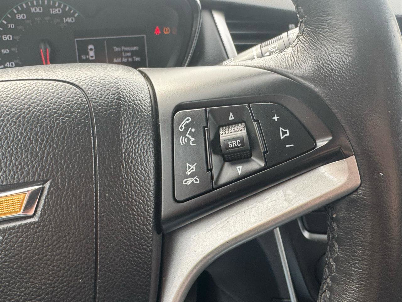 Used 2021 Chevrolet Trax LT w/ Premium Seat Package image 19