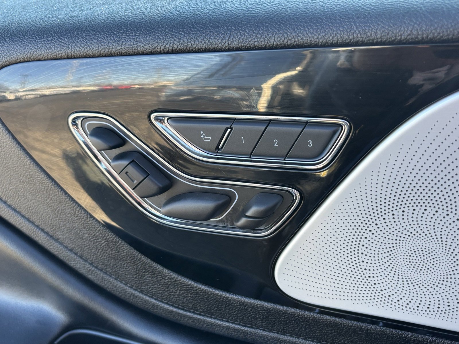 Used 2024 Lincoln Aviator Reserve w/ Equipment Group 201A image 19