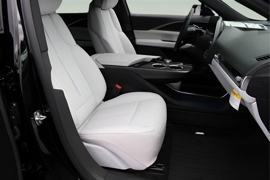 New 2026 Cadillac Lyriq Sport w/ LPO, Premium Carpet Package RWD image 17
