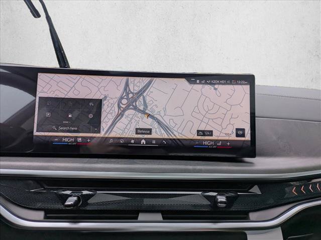 New 2026 BMW X7 xDrive40i w/ Premium Package AWD/4WD image 13
