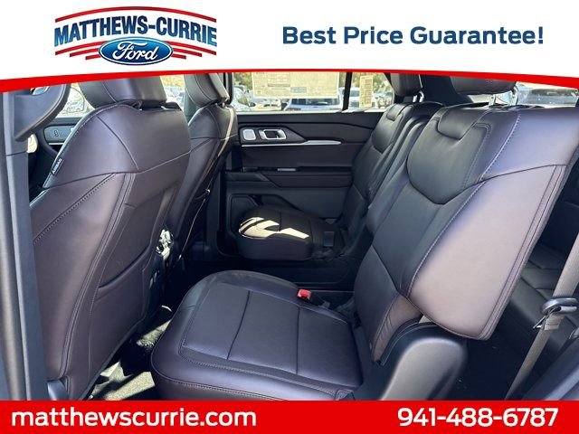 New 2026 Ford Explorer Platinum RWD image 12