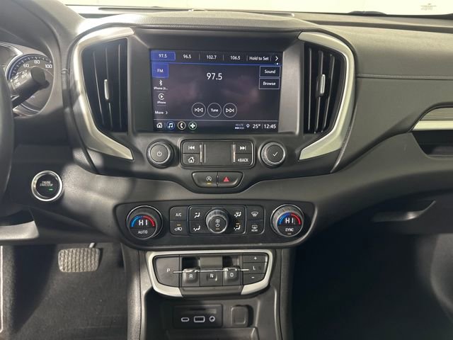 Used 2022 GMC Terrain SLT w/ Elevation Edition image 21