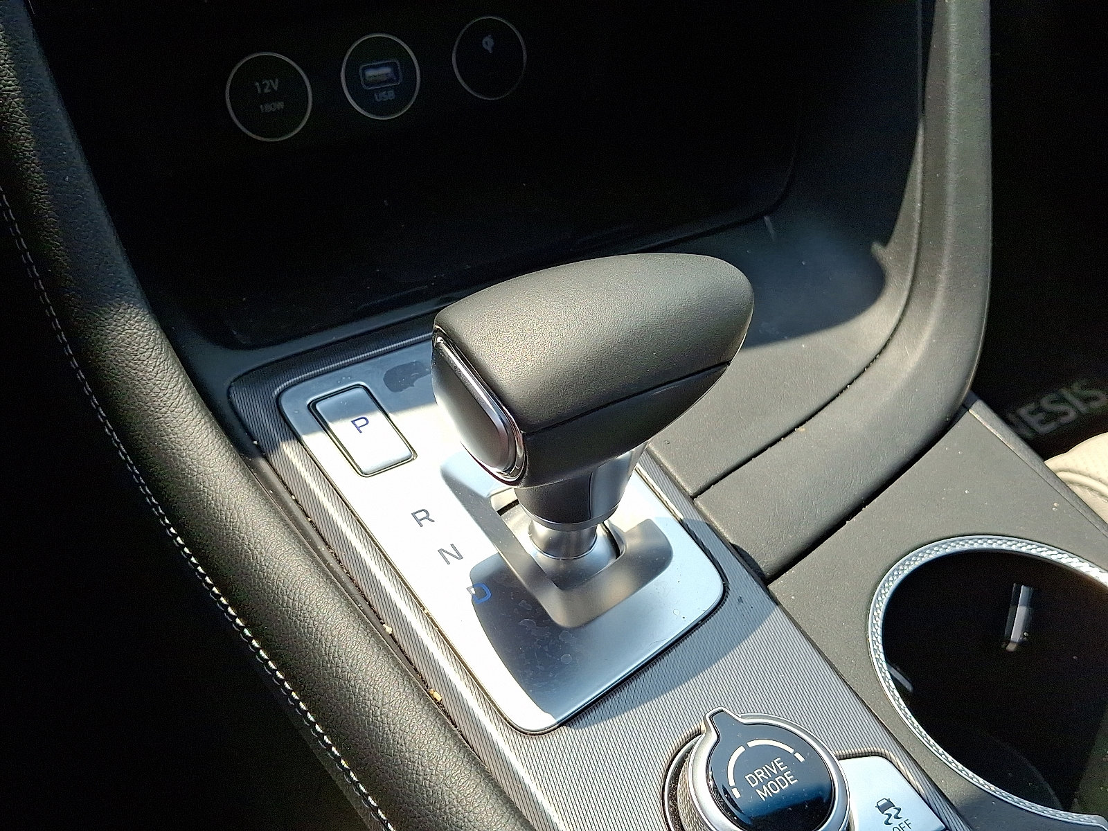 Used 2025 Genesis G70 3.3T Advanced image 15