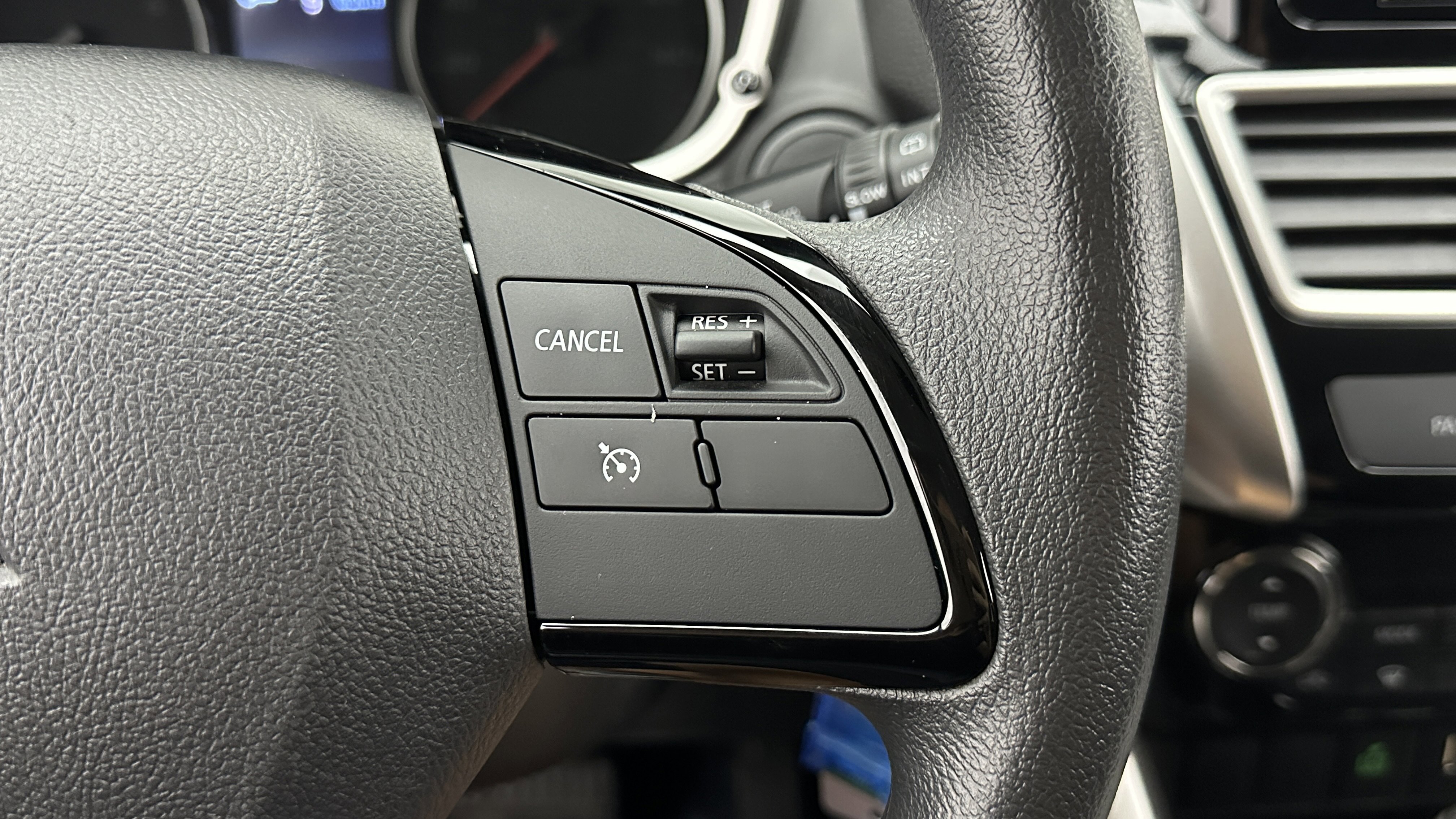 Used 2019 Mitsubishi Eclipse Cross ES AWD/4WD image 15