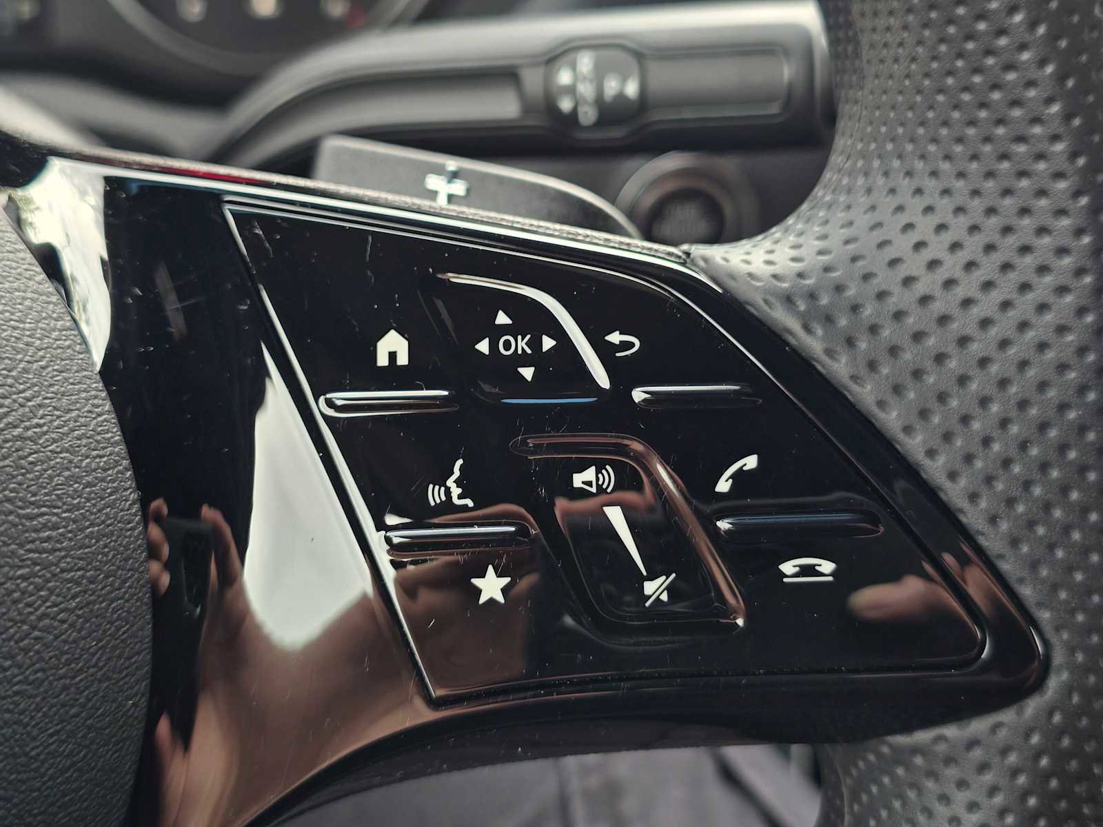 Used 2025 Mercedes-Benz Sprinter 2500 image 28