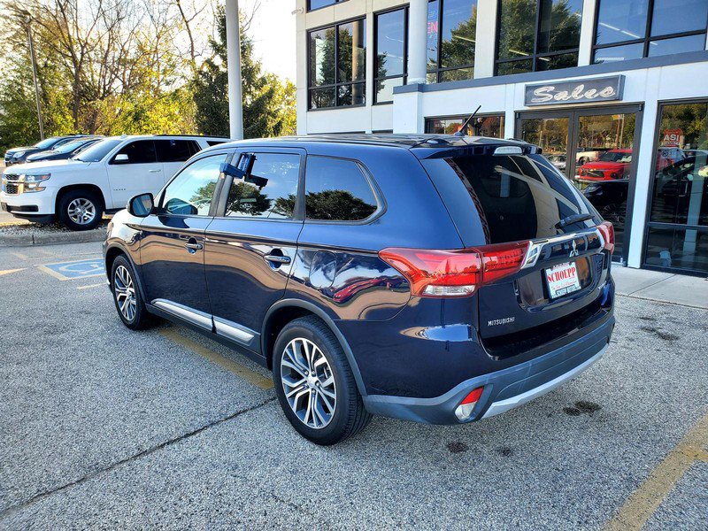 Used 2016 Mitsubishi Outlander SE AWD/4WD image 7