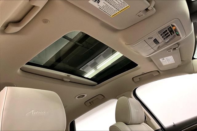 Used 2023 Buick Enclave Avenir w/ Avenir Technology Package FWD image 20