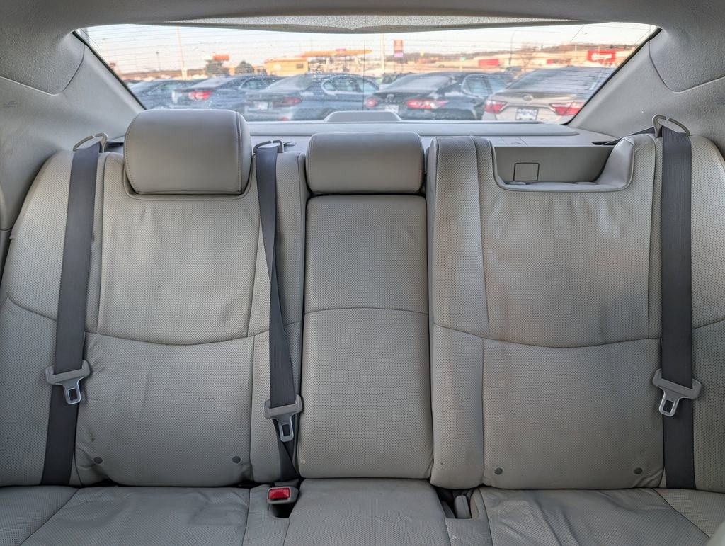 Used 2011 Toyota Avalon Limited image 13