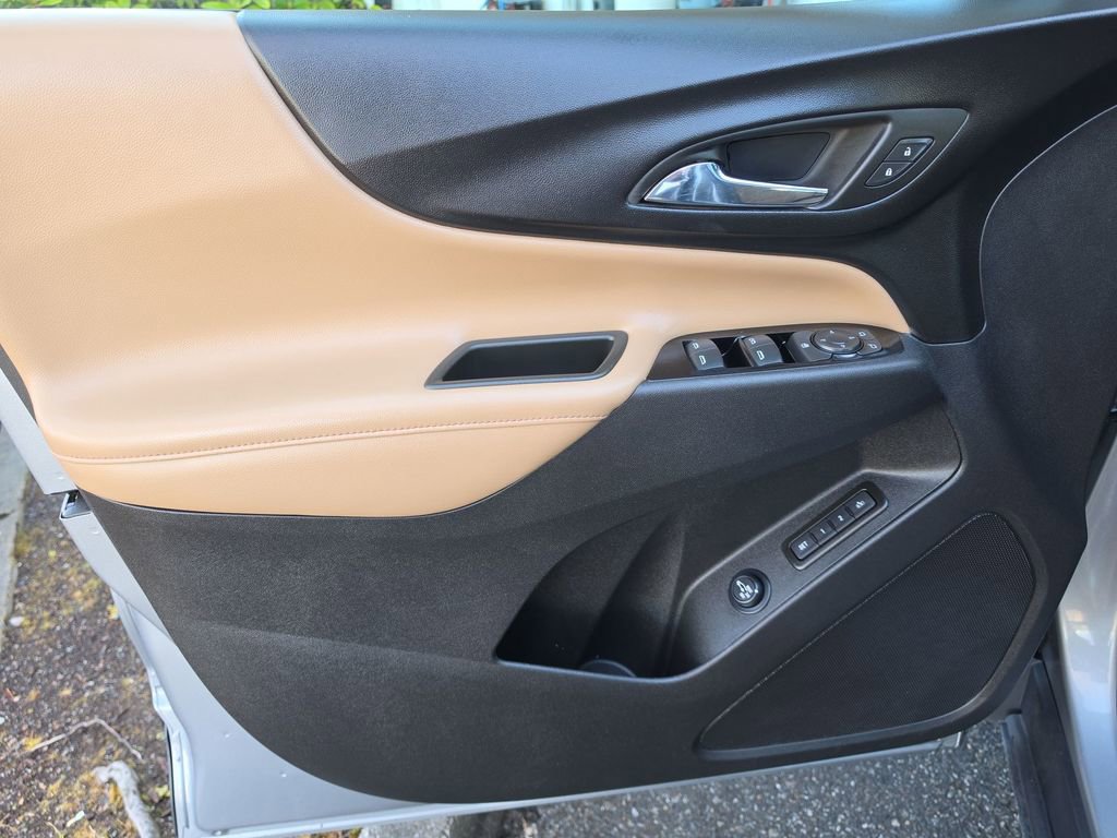 Used 2024 Chevrolet Equinox Premier AWD/4WD image 26