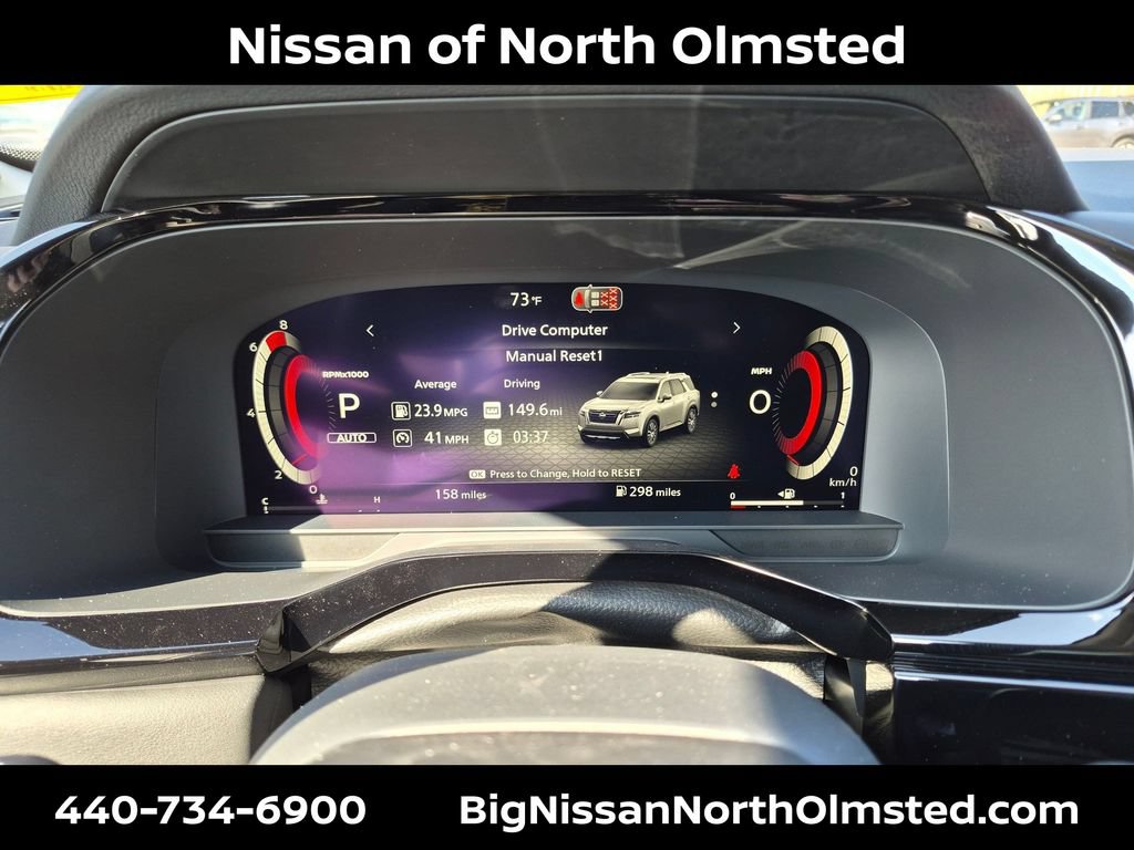 New 2026 Nissan Pathfinder SL w/ SL Premium Package AWD/4WD image 14