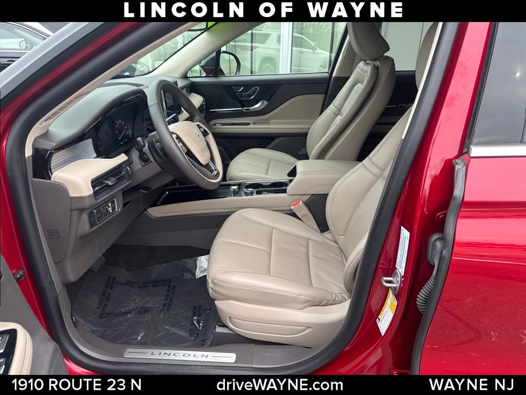 Certified 2022 Lincoln Corsair AWD w/ Equipment Group 101A image 11