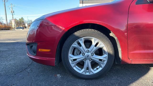 Used 2012 Ford Fusion SE image 18