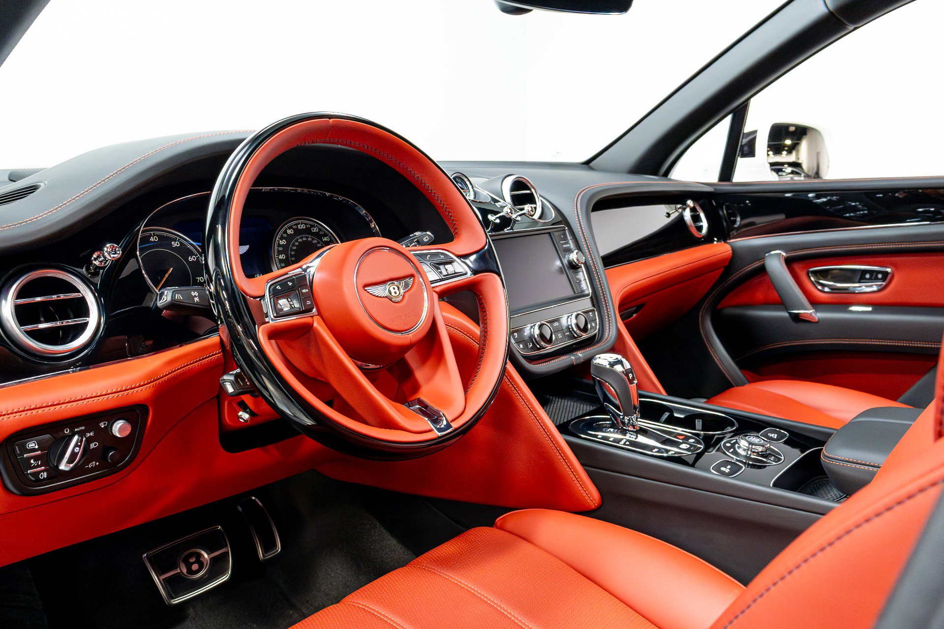 Used 2020 Bentley Bentayga image 10