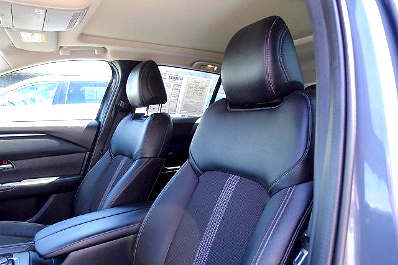 Used 2023 MAZDA CX-50 2.5 S w/ Preferred Plus Pkg AWD/4WD image 10